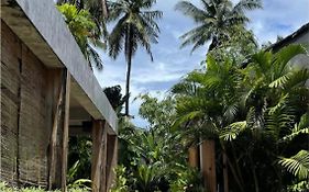 Surfing Temple Hotel Boutique